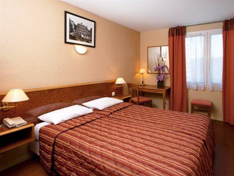 Diese Bastille Hotel