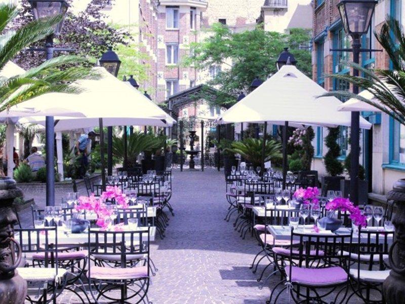 Les Jardins Du Marais 4*