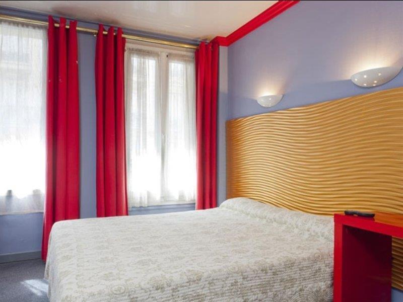 Hotel Maubeuge Gare Du Nord 2*