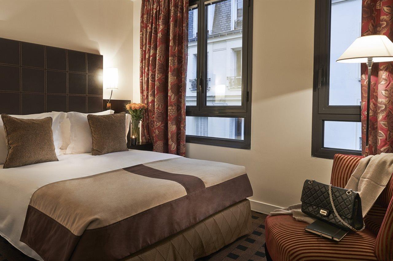 Hotel Plaza Tour Eiffel Paris