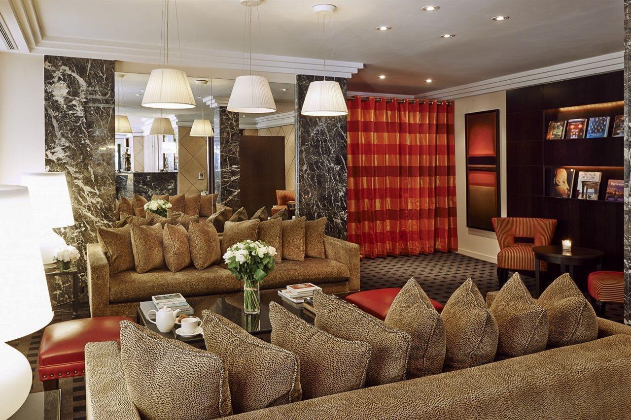 Hotel Plaza Tour Eiffel 4*