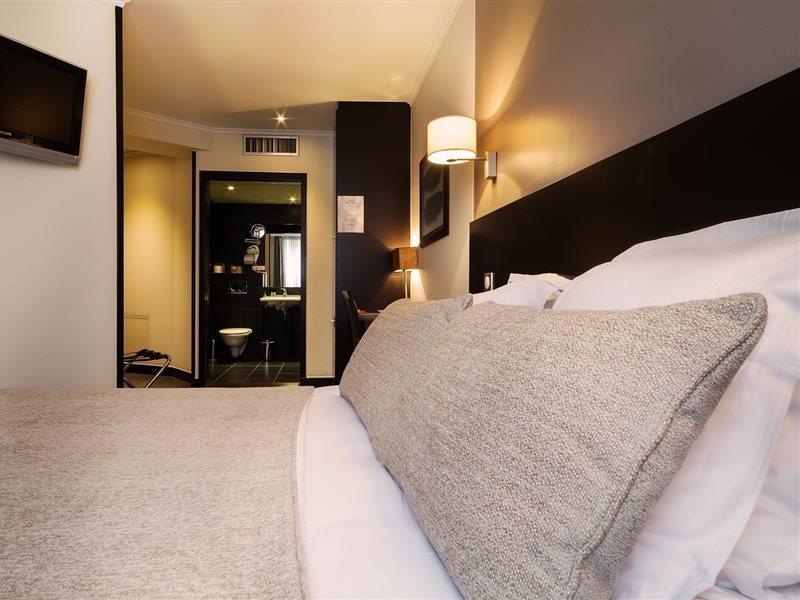 Hotel Arc Elysées Paris