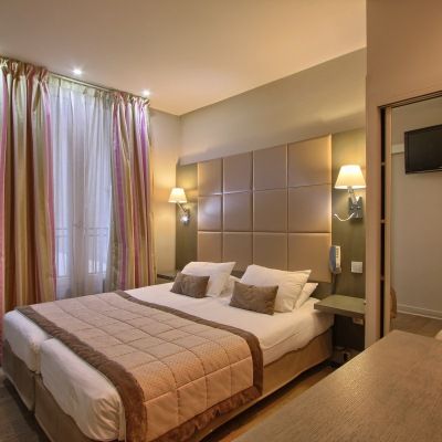 Hotel Margaux Opéra Montmartre Paris