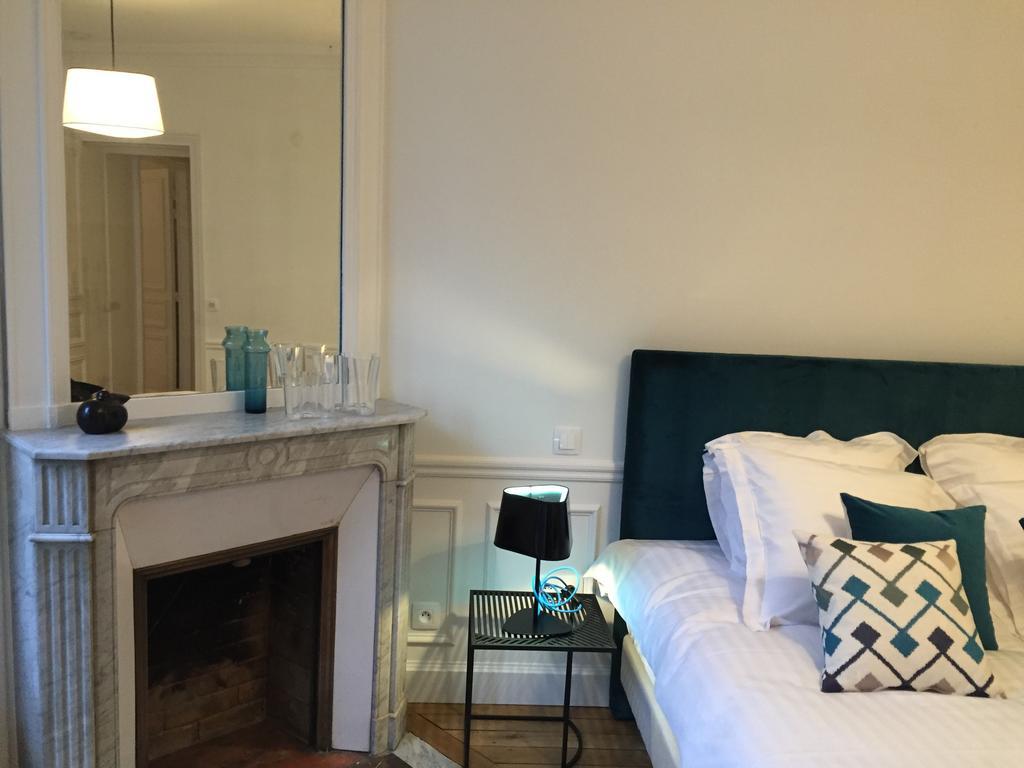 Bed & Breakfast Relais12bis By Eiffel Tower 3*