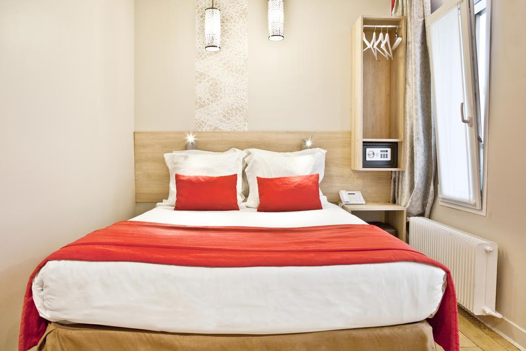 Eiffel Segur Hotel