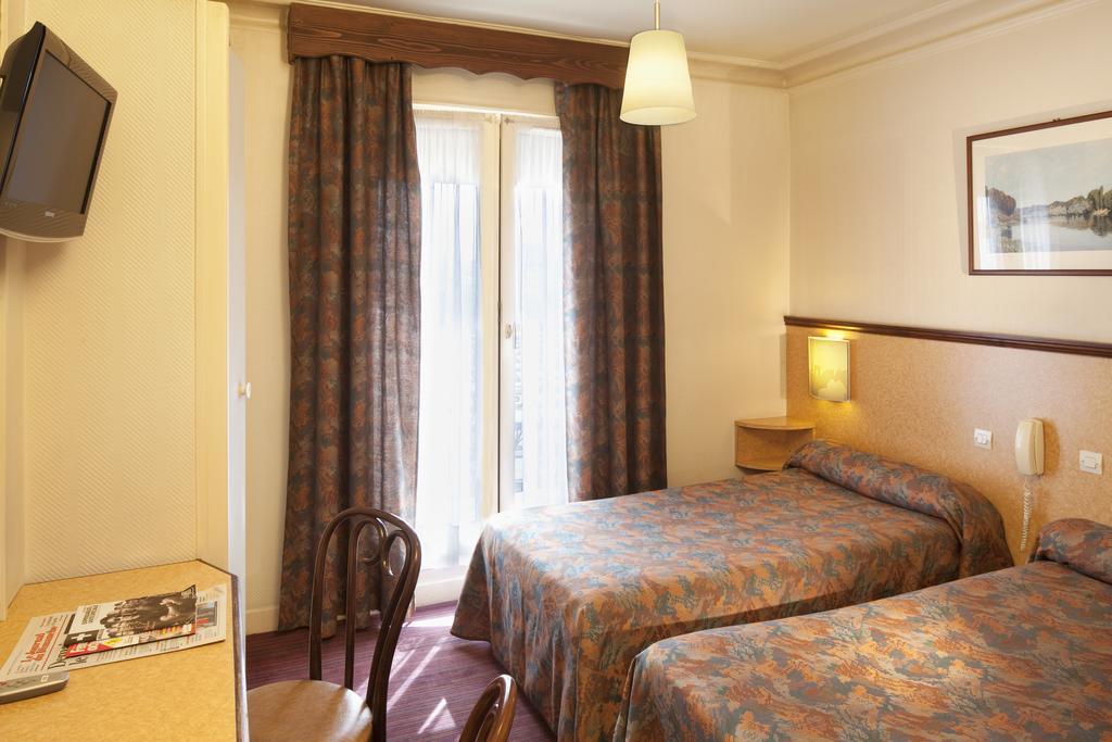 Les Deux Gares Hotel 4*