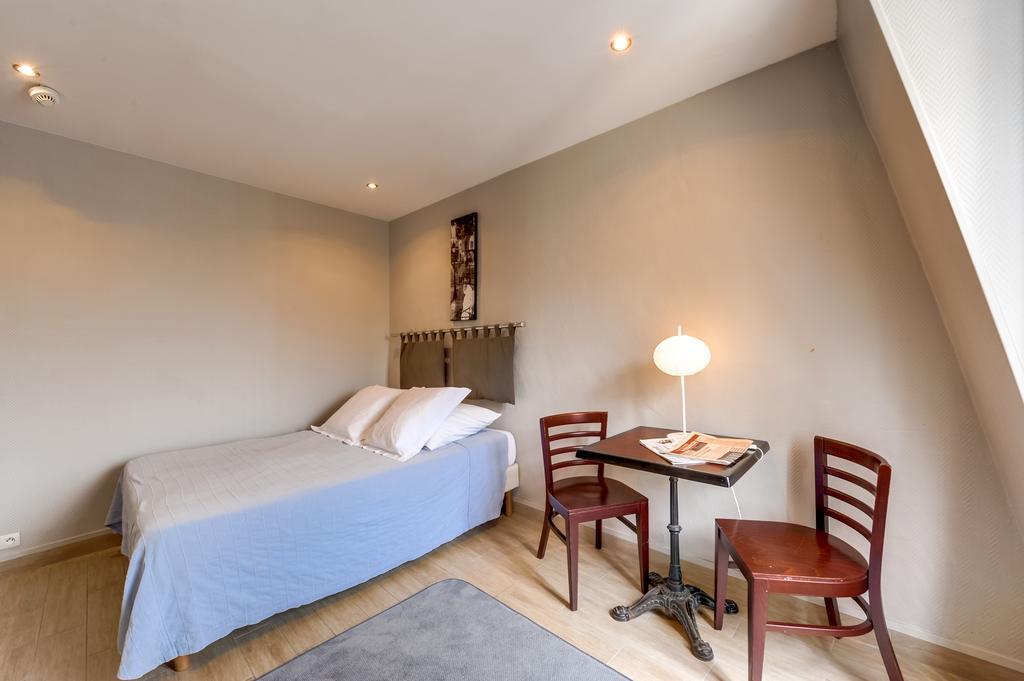 Montmartre Clignancourt Hotel *