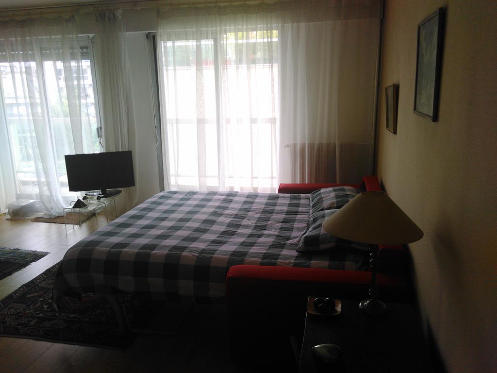 Appartement Lovely Studio