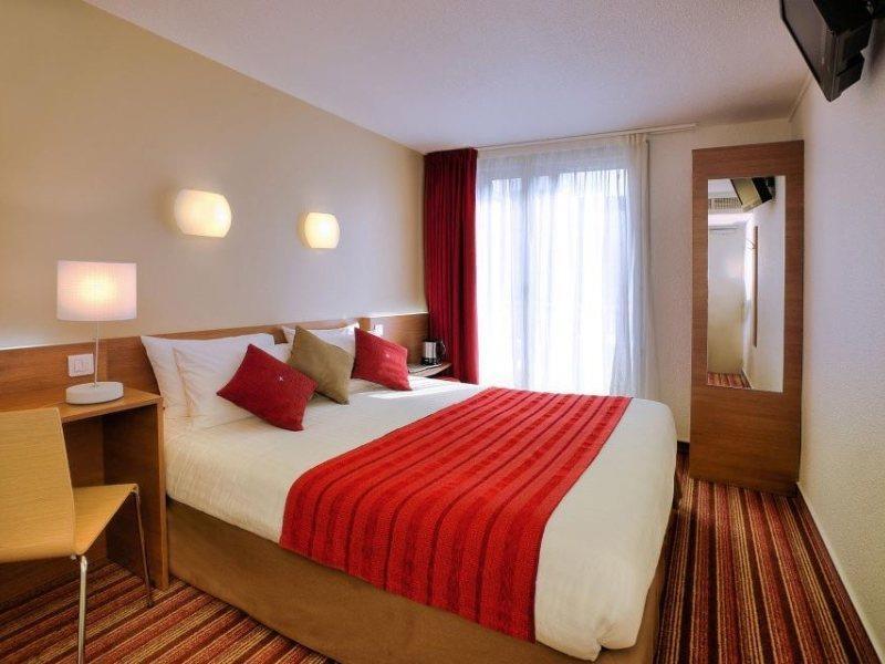 Hotel Campanile 12 - Bercy Village