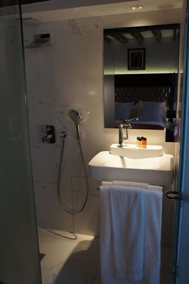 Hotel Tonic Saint Germain Des Pres Paris