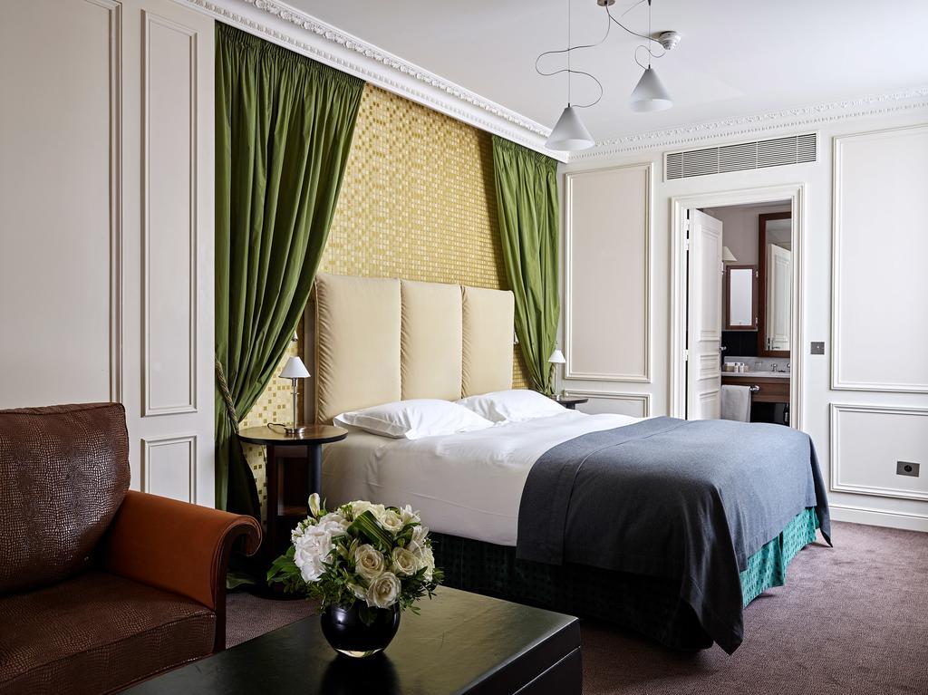 La Tremoille Hotel 3*