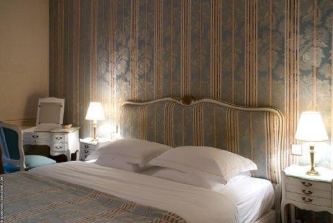 Hotel Relais Saint Jacques Paris