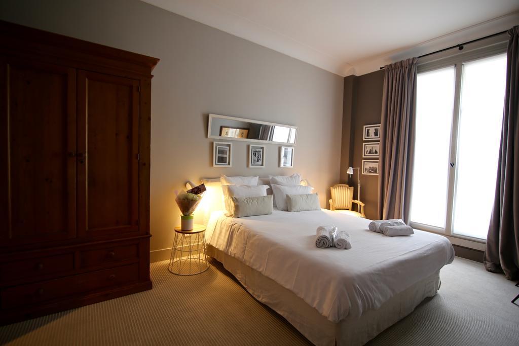Bed & Breakfast Du Square, Luxury Paris