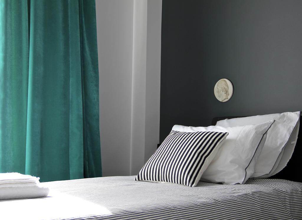 Du Square, Luxury 2*