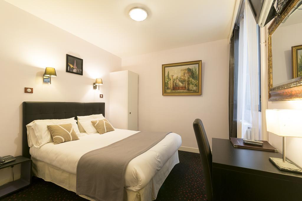 Hotel Monceau 2*
