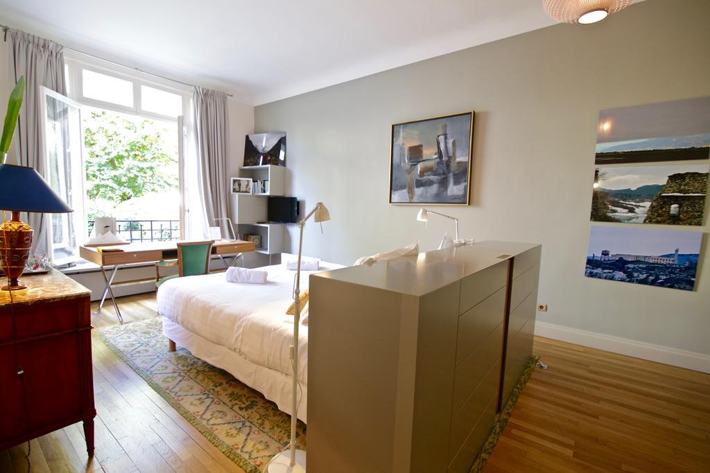 Du Square, Luxury Bed & Breakfast Paris