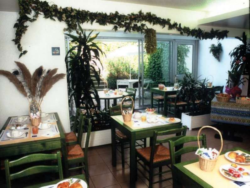 Hotel Timhotel Nation Paris