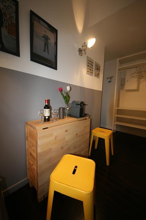 Le Petit Studio A Opera Apartment