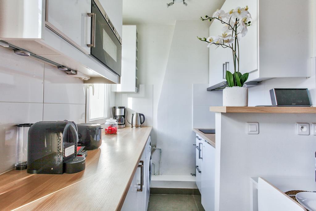 Apartment Lovely Nest Eiffel Tower Bottom