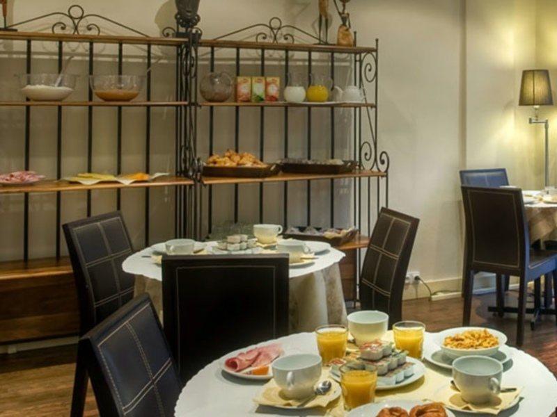 Antin Saint-georges Hotel 2*
