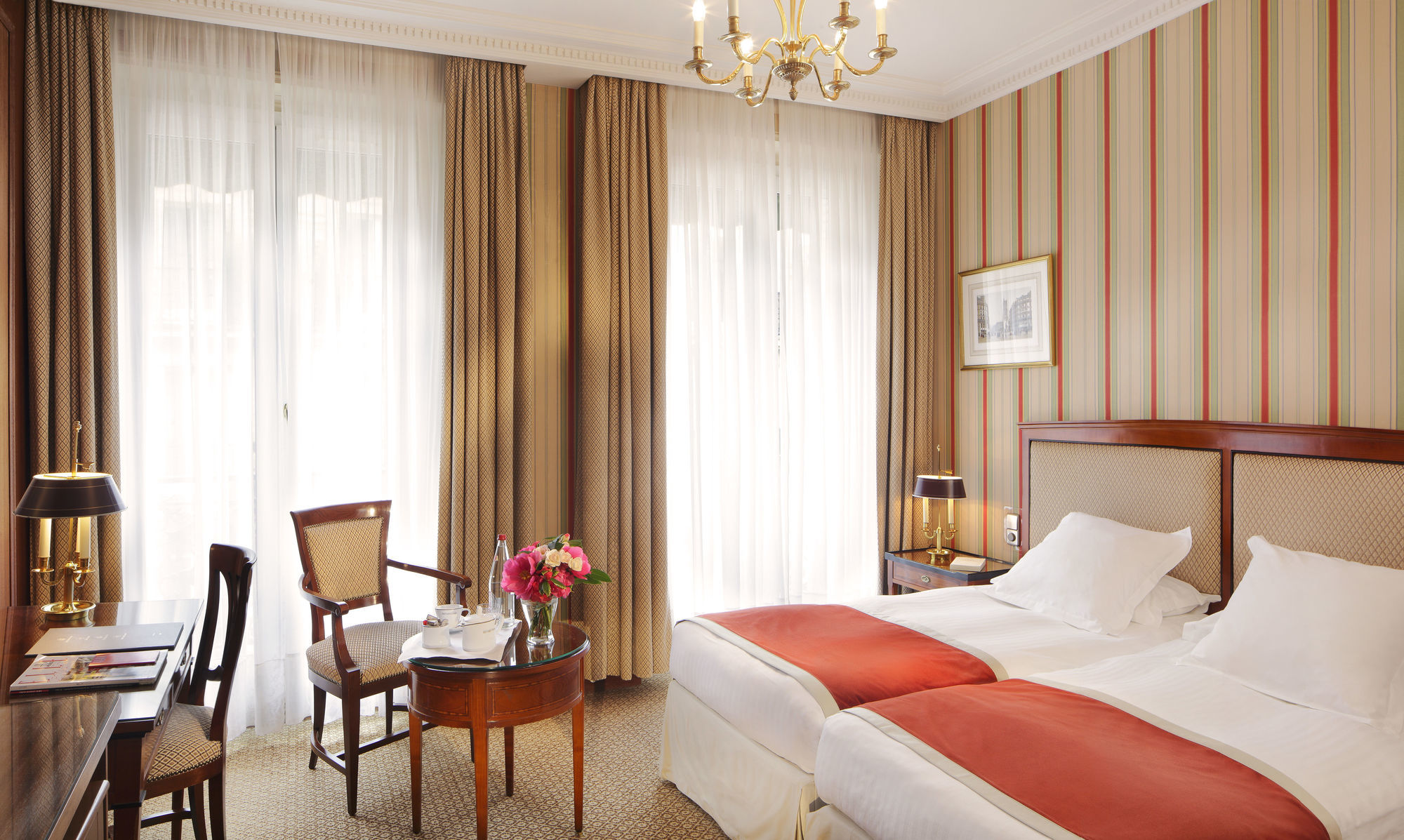 La Demeure Montaigne Hotel Paris
