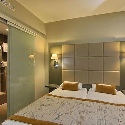 Margaux Opéra Montmartre 3*