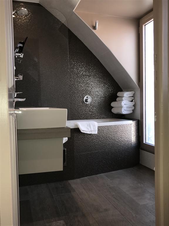 Jacques De Molay - Fitness & Sauna Hotel