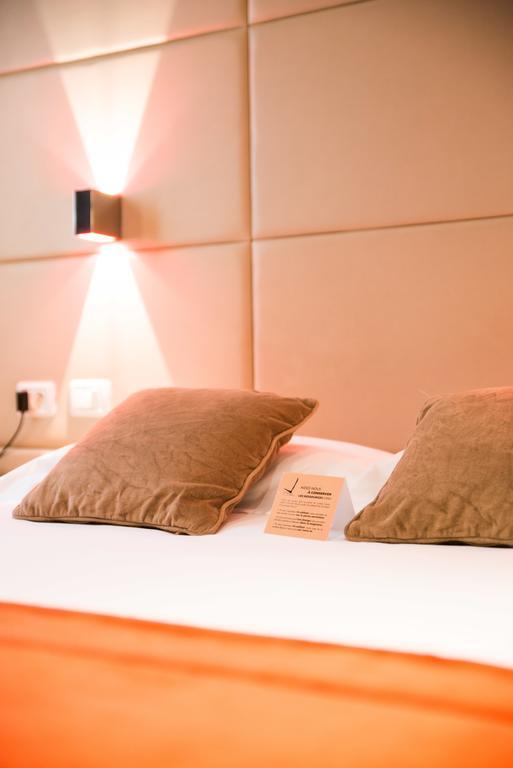Hotel Golden Tulip Opéra De Noailles 4*