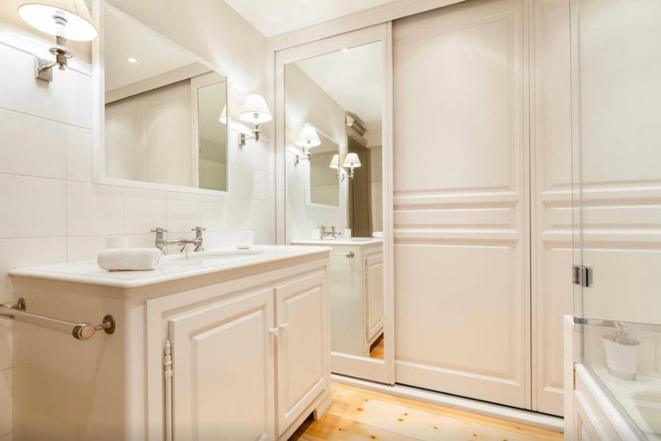 Bed & Breakfast 1 Square Du Docteur Blanche - 16 Paris
