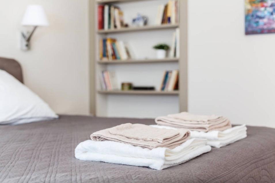 Bed & Breakfast 1 Square Du Docteur Blanche - 16 Paris