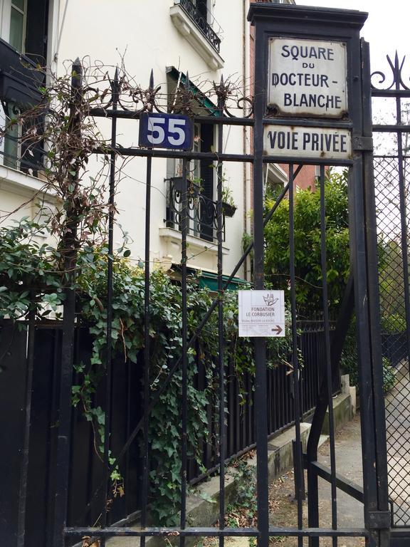 Bed & Breakfast 1 Square Du Docteur Blanche - 16 Paris