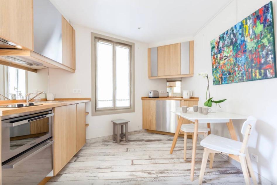 1 Square Du Docteur Blanche - 16 Bed & Breakfast Paris