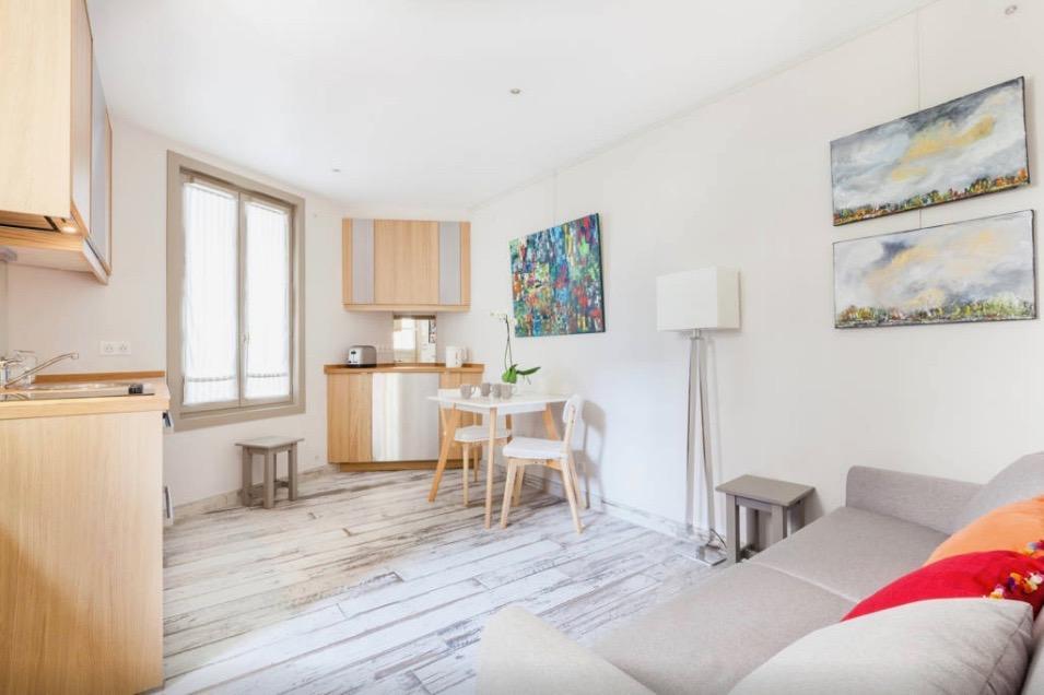 1 Square Du Docteur Blanche - 16 Bed & Breakfast