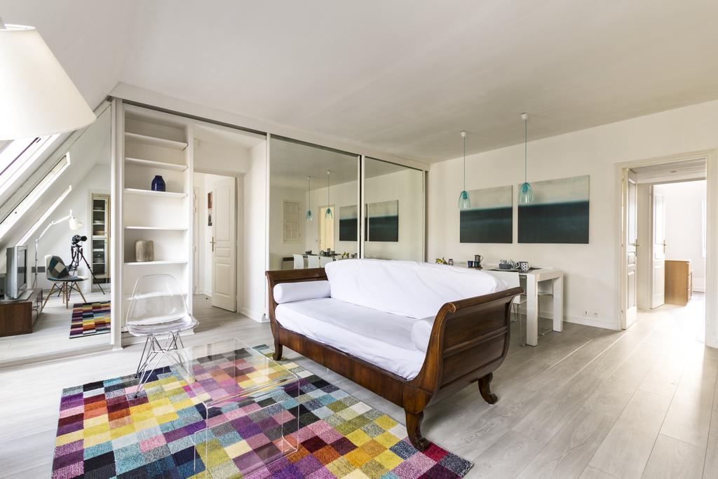 Halldis - Champs-elysees Apartment *