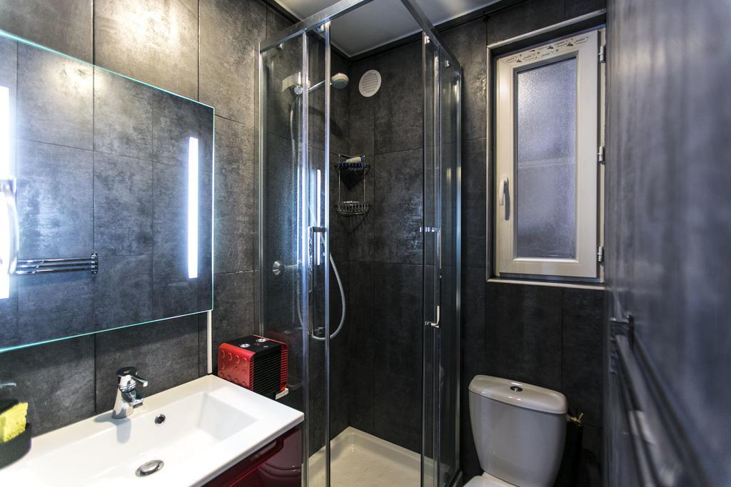 Halldis - Champs-elysees Apartment