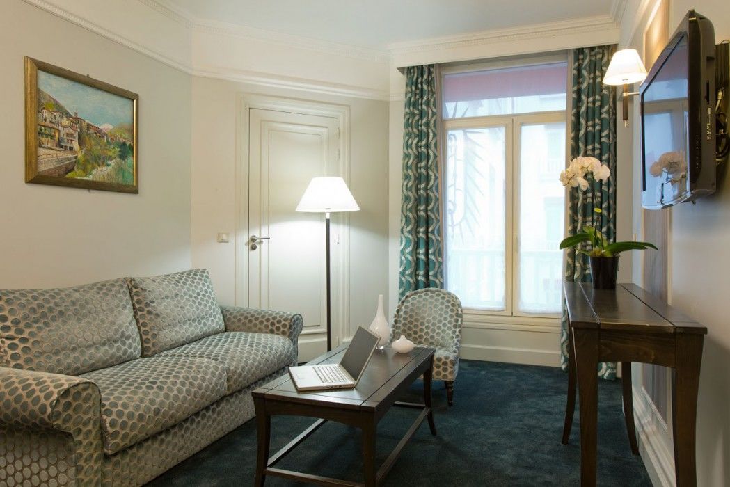 Hotel California 4*