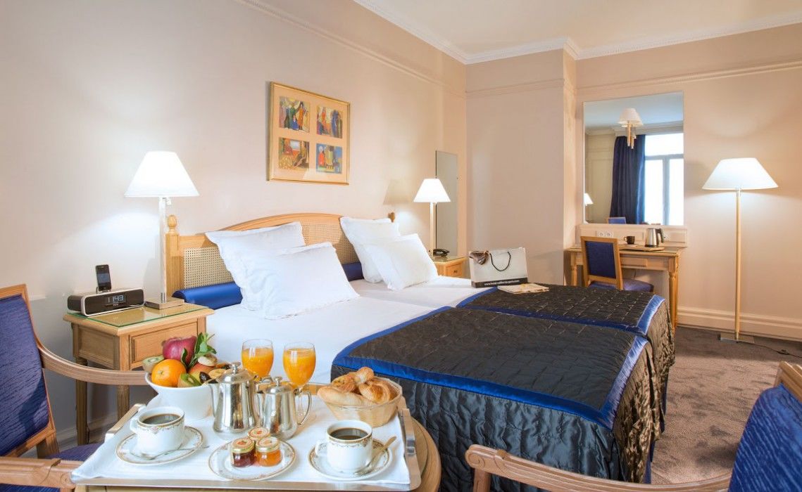 California Hotel 4*