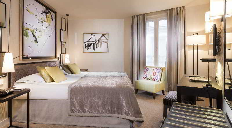 Hotel Balmoral Champs Elysées