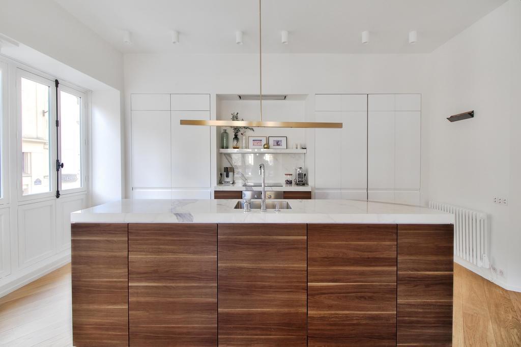 Rue Du Louvre - Luxury Apartment Paris
