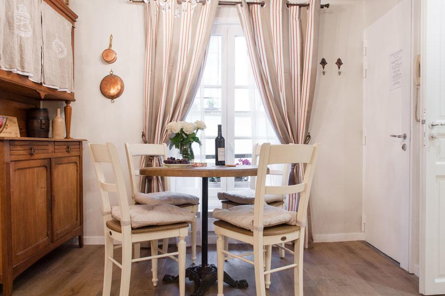 Le Merlot Du Marais Apartment