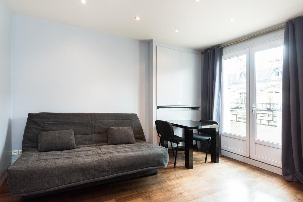 Apartment Chaillot