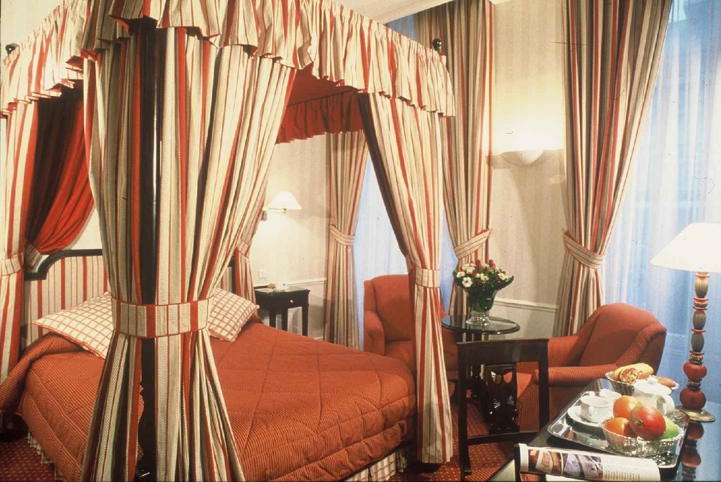 Golden Tulip Washington Opera Hotel Paris