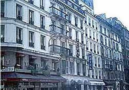 Bristol Republique Hotel 3*