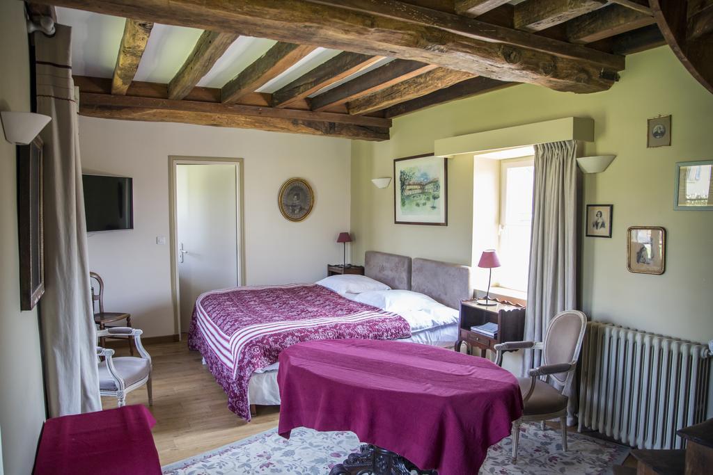 Charmilles Des Cordeliers Couette-café 3*