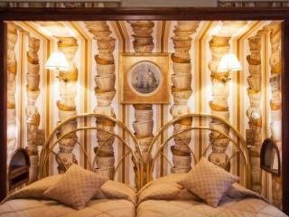 Fougère Hotel Paris