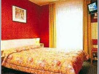 Excelsior Hotel 2*