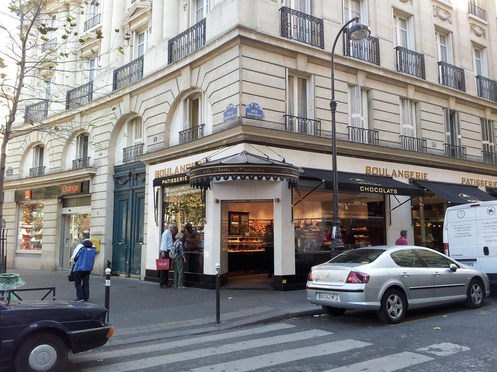 Apartment Place Victor Hugo Paris