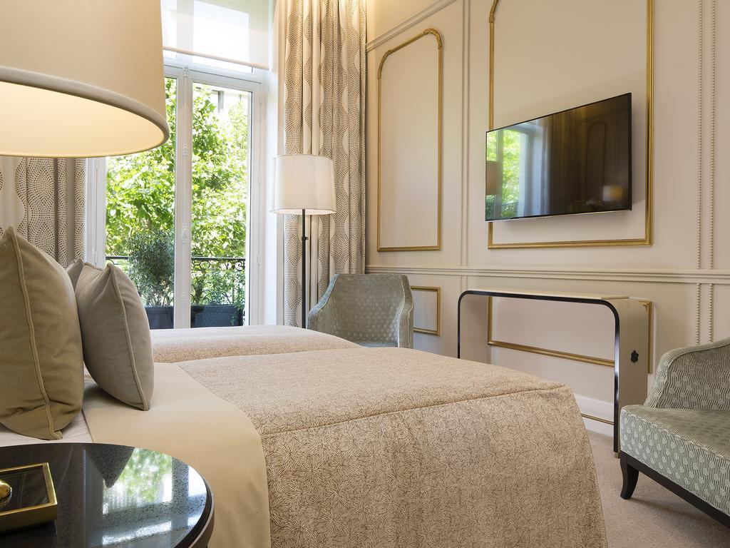 Hotel Le Narcisse Blanc Paris