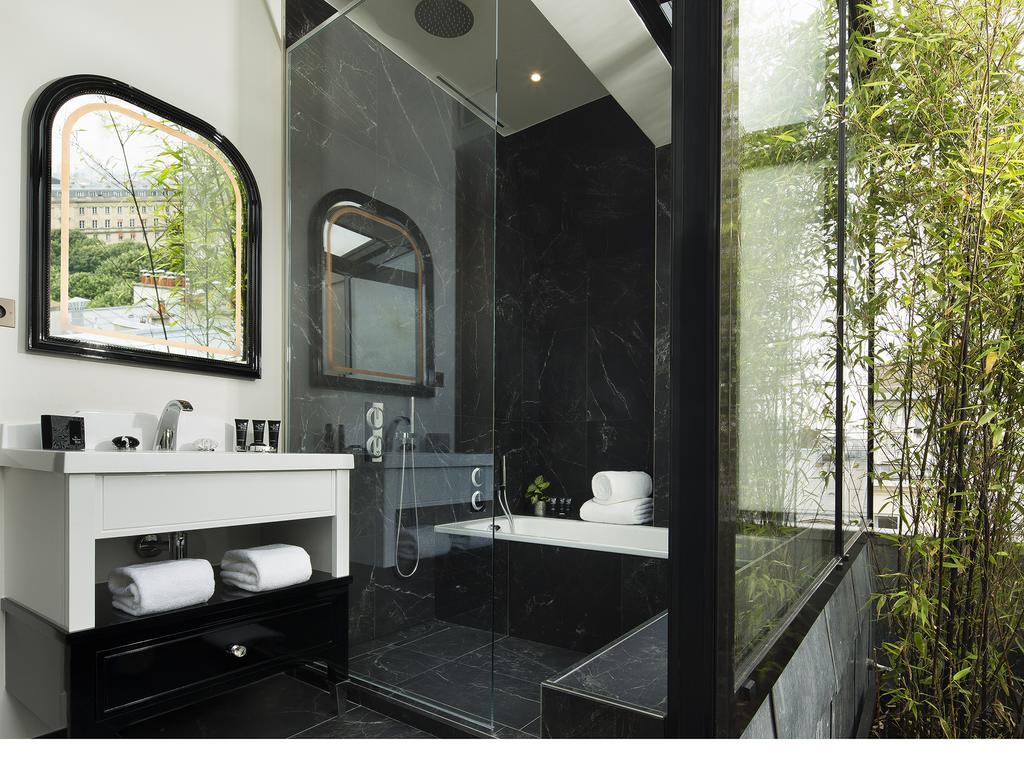 Le Narcisse Blanc Hotel 5*
