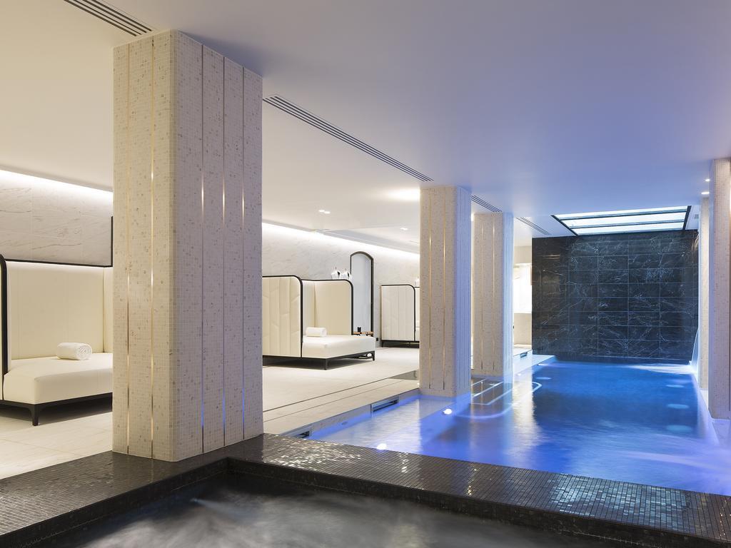 Le Narcisse Blanc Hotel 5*